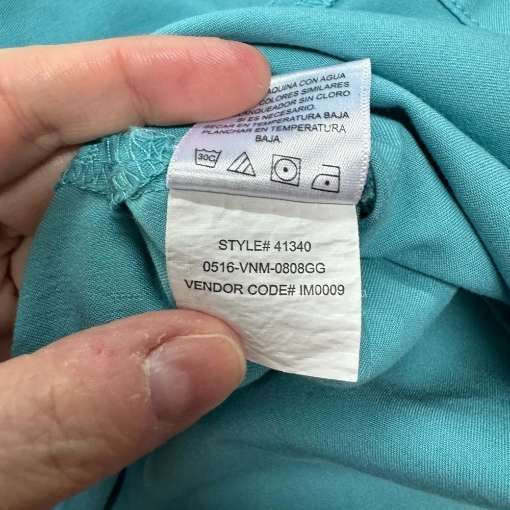 Grey’s Anatomy Scrub Top - Picture 8 of 9